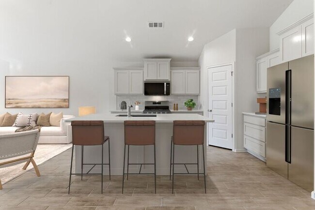 Building Photo - Beautiful 4 Bed / 2 Bath Home with Open Layout in Owasso