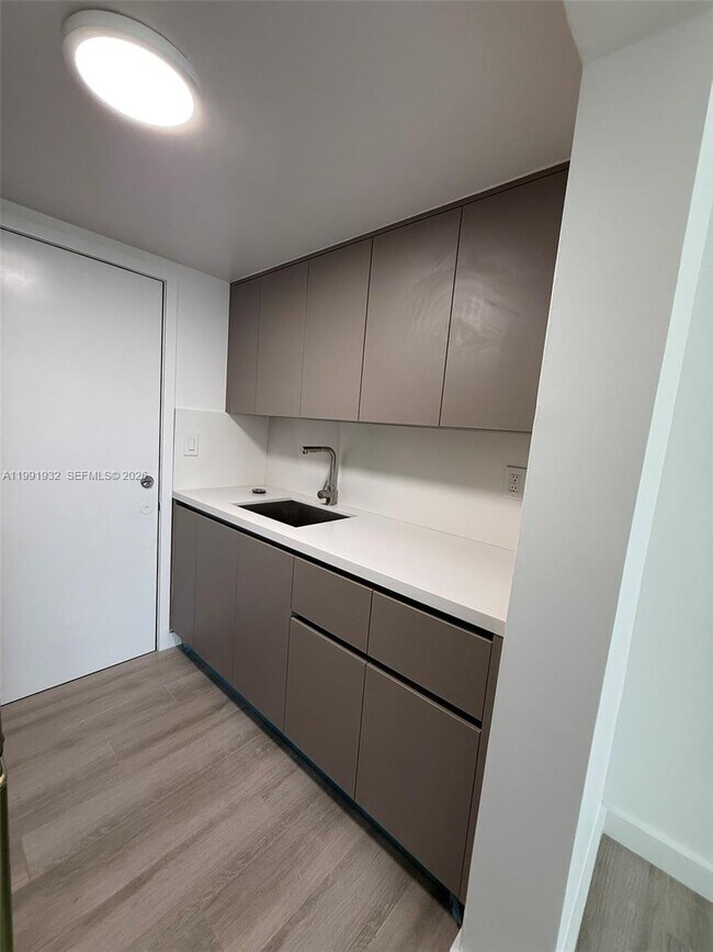 Building Photo - 7251 SW 82nd St