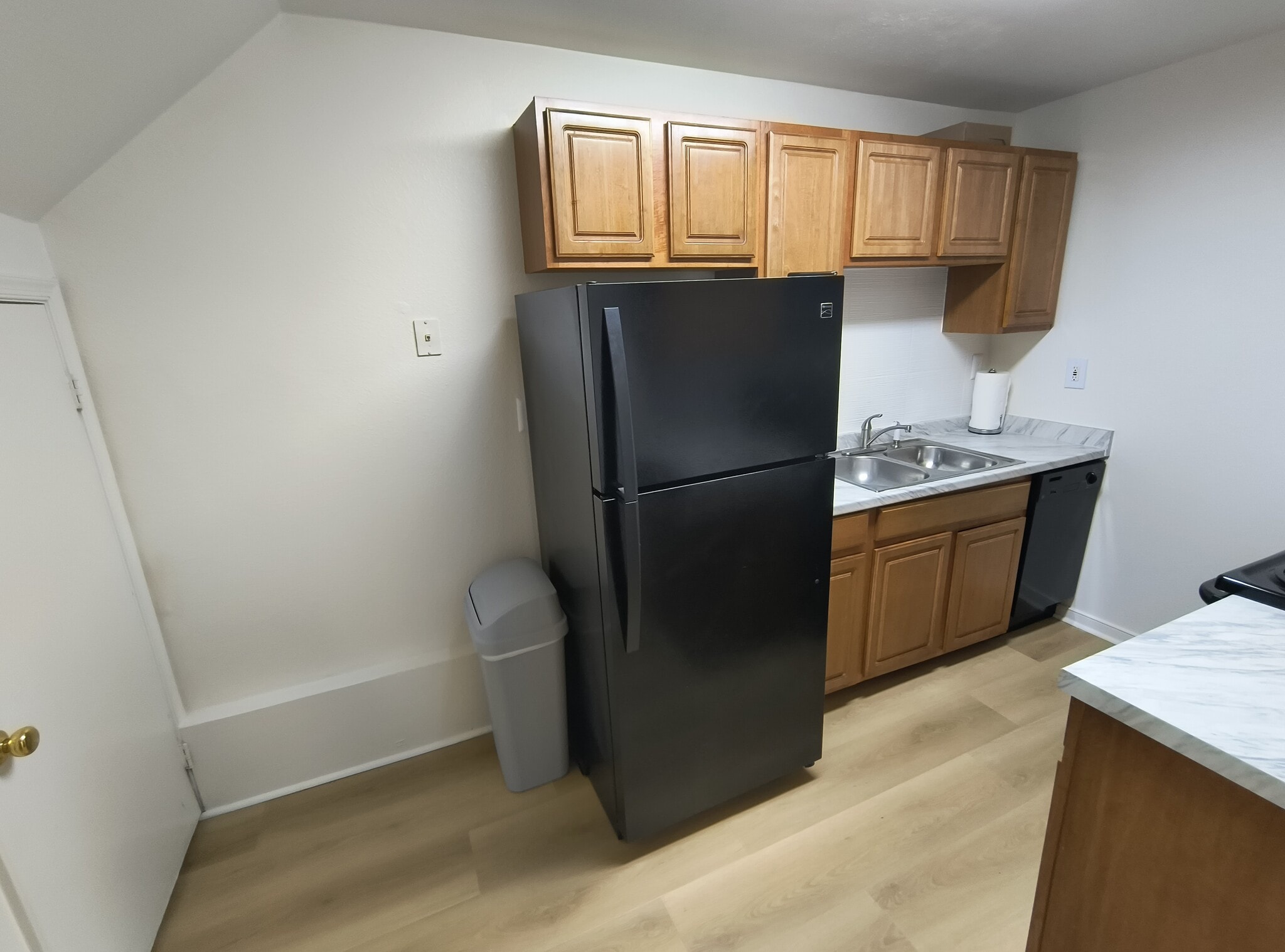 Building Photo - 3518 E Richmond Rd