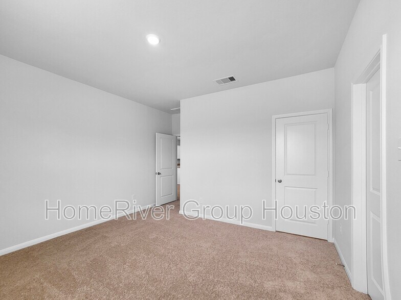 Building Photo - 2502 Green Jasper Dr