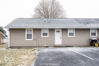 Building Photo - 4881 300W