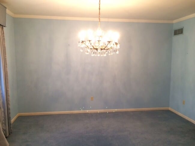 Building Photo - Great home at entrance of Bocage Jefferson...