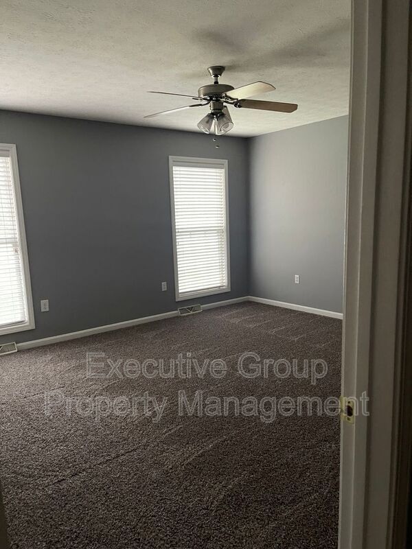 Building Photo - 2145 Crossfield Dr