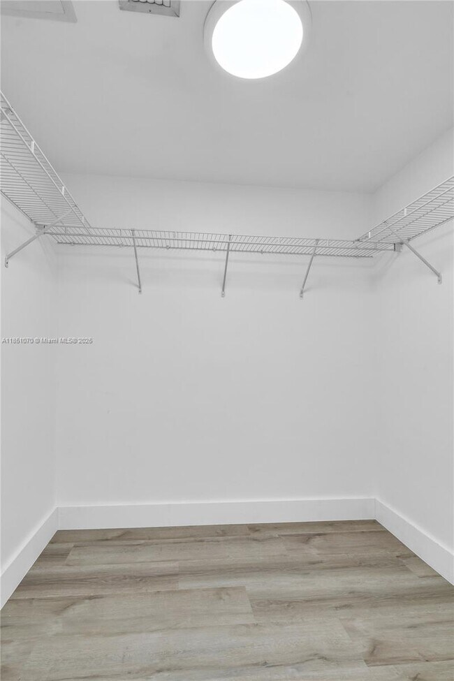 Building Photo - 325 S Biscayne Blvd
