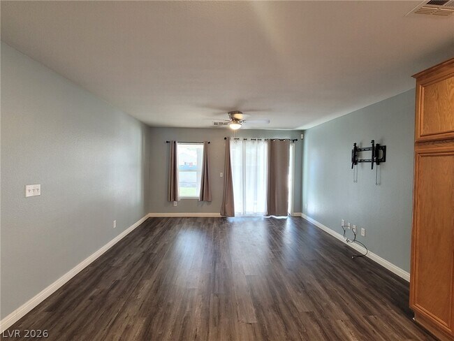 Building Photo - 6172 Freedom Flag Ave