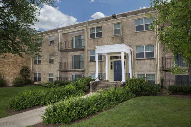 Deerfield Run, Village Square North Apartments, Laurel, MD - Deerfield Run & Village Square North