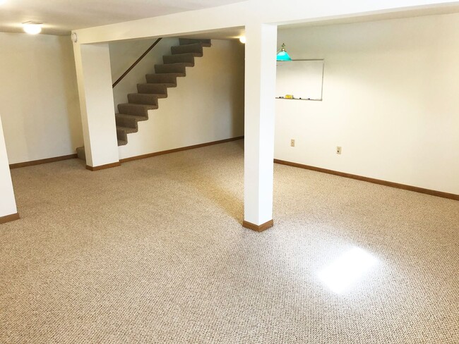 Building Photo - 3 Bedroom, 3 Bath Home With 2-Car Attached Garage In Rothschild