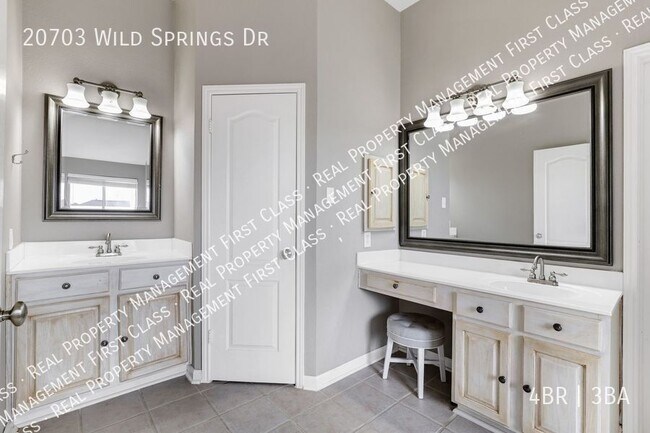 Building Photo - 20703 Wild Springs Dr