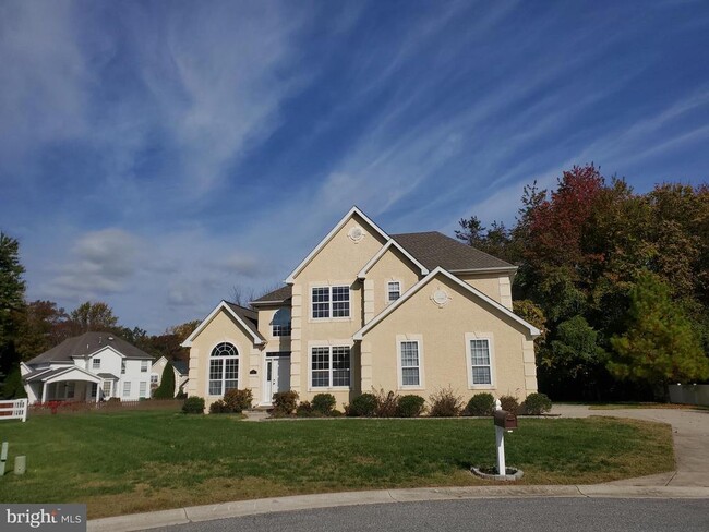 Primary Photo - 5 Bandcroft Dr