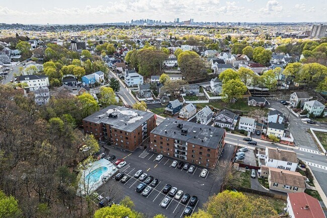 Building Photo - 141 Pierce St