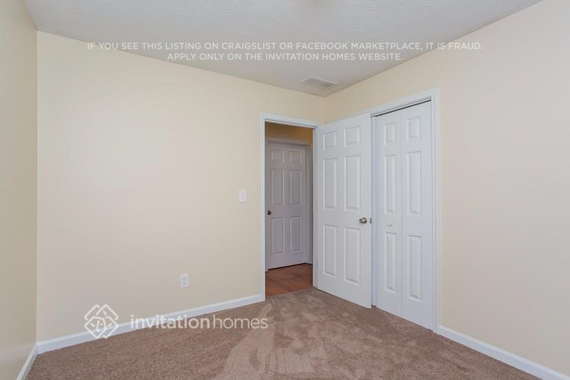 Building Photo - 2449 Windridge Dr NE