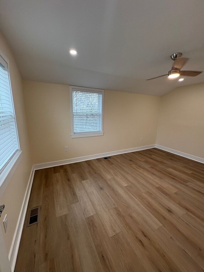 Building Photo - Beautifully Rebuilt Three Bedroom Duplex Near Four Mile Run and I-395