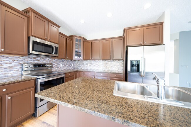 Building Photo - 15515 59th Pl N