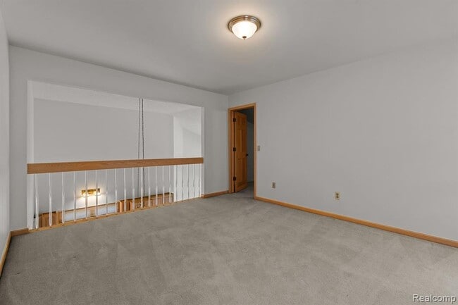 Building Photo - 6739 Arlington Dr