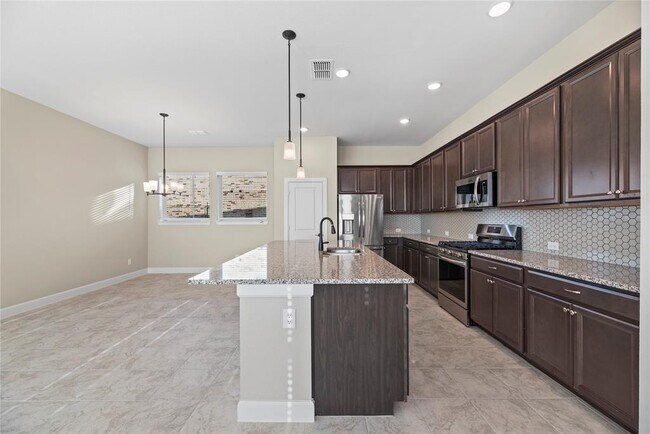 Building Photo - 15207 Spanish Ranchos Wy