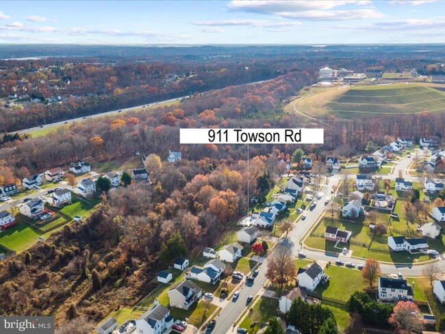 Building Photo - 911 Towson Rd