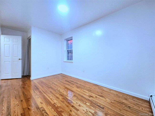 Building Photo - 3080 Middletown Rd