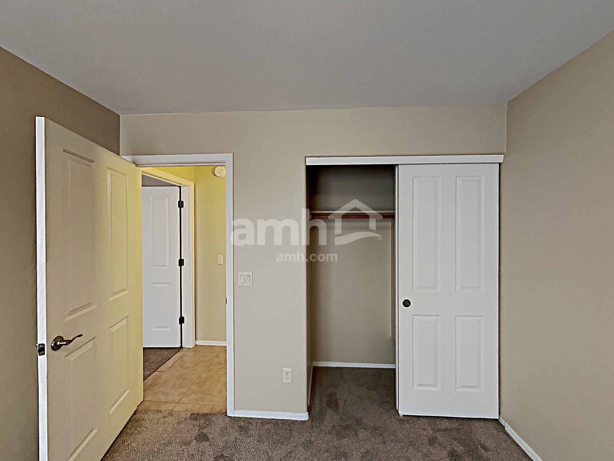 Building Photo - 10808 S Alley Mountain Dr