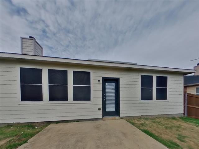 Building Photo - 3413 Fashion St