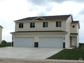 Building Photo - Beautiful 3bedroom 2 bath townhouse FOR SA...