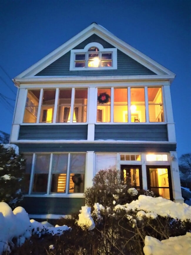 Building Photo - 36 Harris Ave