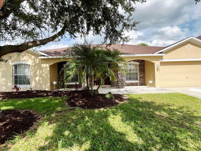 Building Photo - 3085 Mandolin Dr