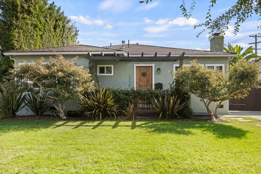 Building Photo - 1772 S Orange Grove Ave