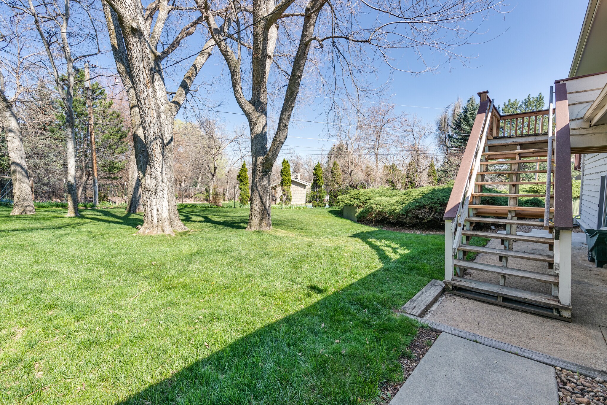 Building Photo - 565 Jack Pine Ct