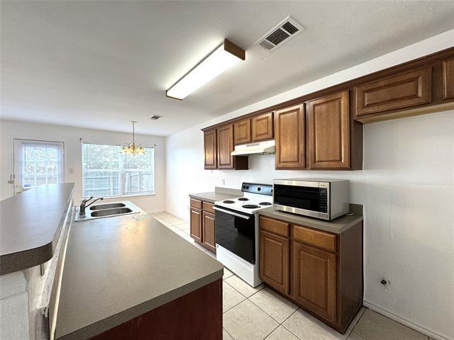 Building Photo - 4510 Alamosa St