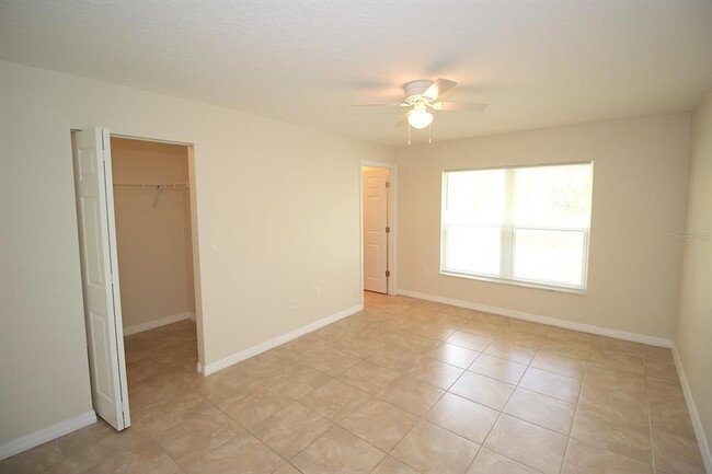 Building Photo - 32 Regency Dr