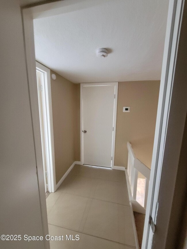 Building Photo - 2313 Vista Oaks Cir NE