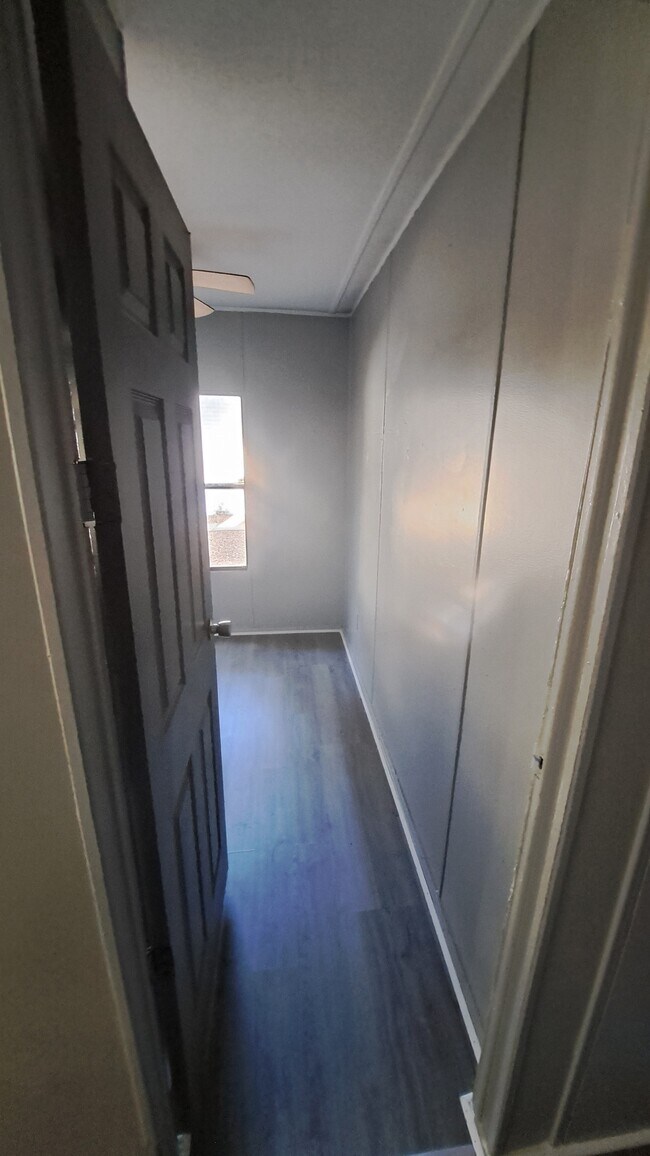 Building Photo - 304 Bayonet Dr