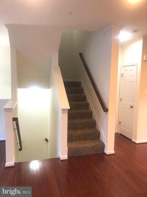 Building Photo - 6786 Green Mill Way