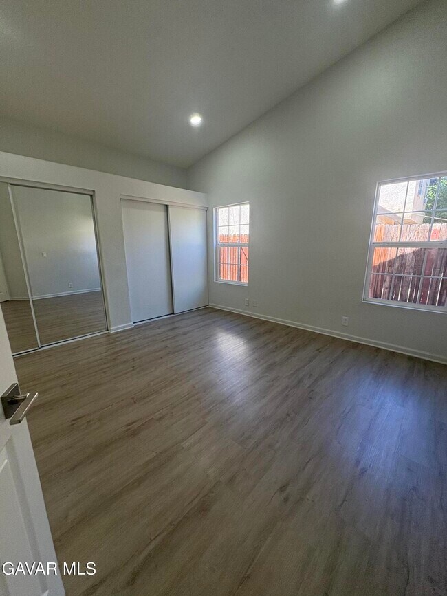 Building Photo - 2137 Estrella Ct