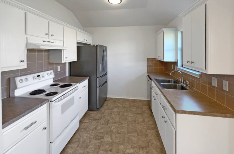 Building Photo - 1113 Marlee Cir