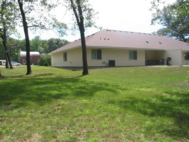 Building Photo - N3653 State Road 25