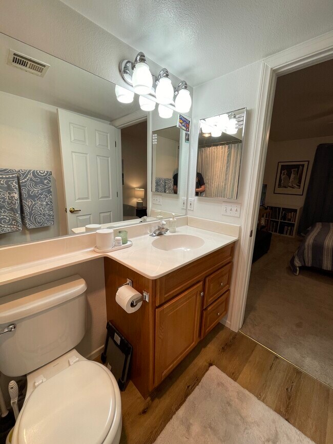 Building Photo - 601 Cabrillo Cir