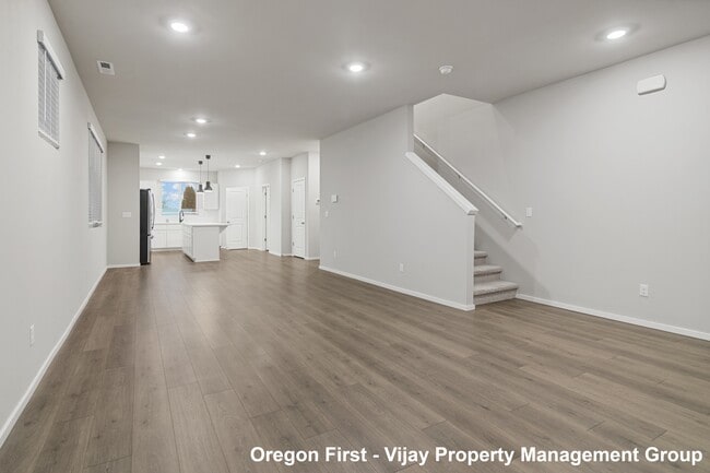 Building Photo - 15548 NW Linder St