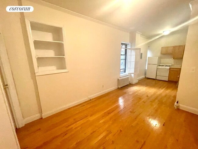 Primary Photo - 612 W 137th St
