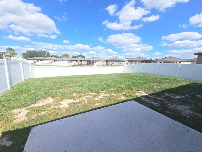 Building Photo - 3 bed 2 bath home built in 2021