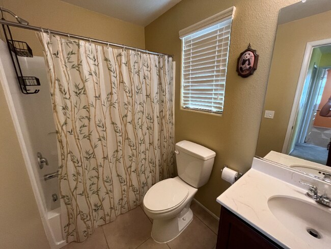 Building Photo - 9241 Valley Ranch Ave