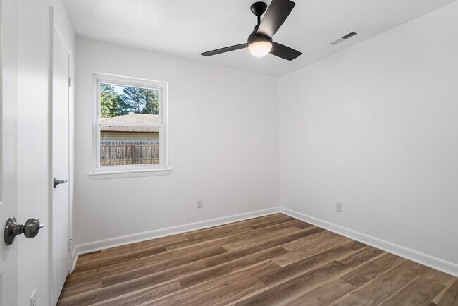 Building Photo - 1724 Placid Ct