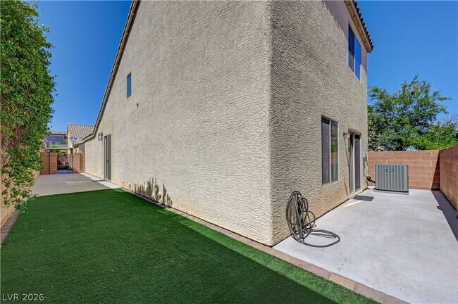 Building Photo - 9929 Markhorn Ct