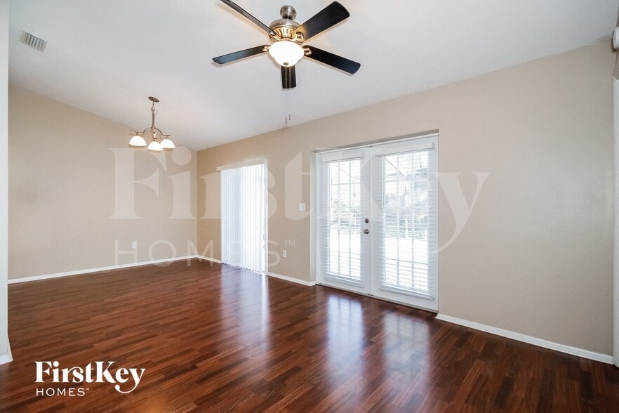 Building Photo - 4711 S Dawnmeadow Ct