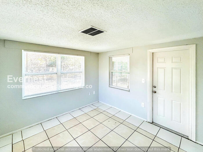 Building Photo - 11710 Paige Dr