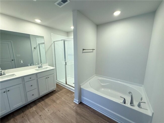 Building Photo - 7329 Mulberry Trace Ln