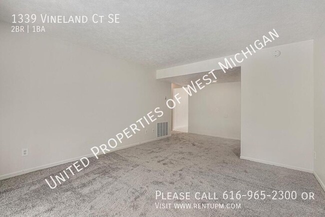 Building Photo - Available Now | 2 Bedroom 1 Bath Apartment...