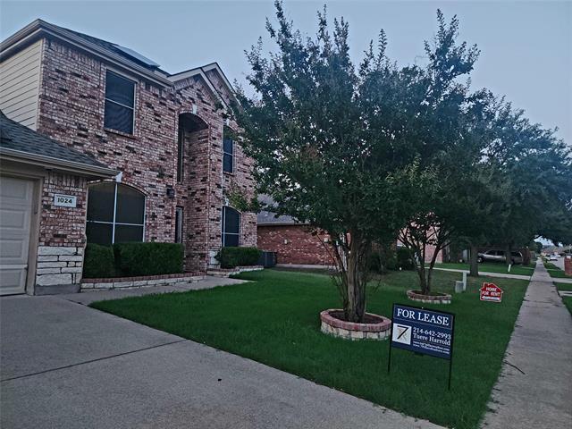 Building Photo - 1024 Fair Oaks Dr