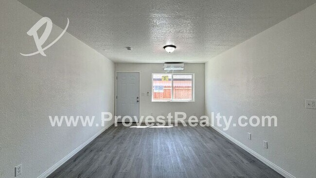 Building Photo - 11800 White Ave