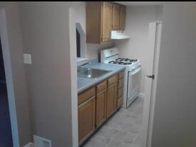 Building Photo - 117 State St